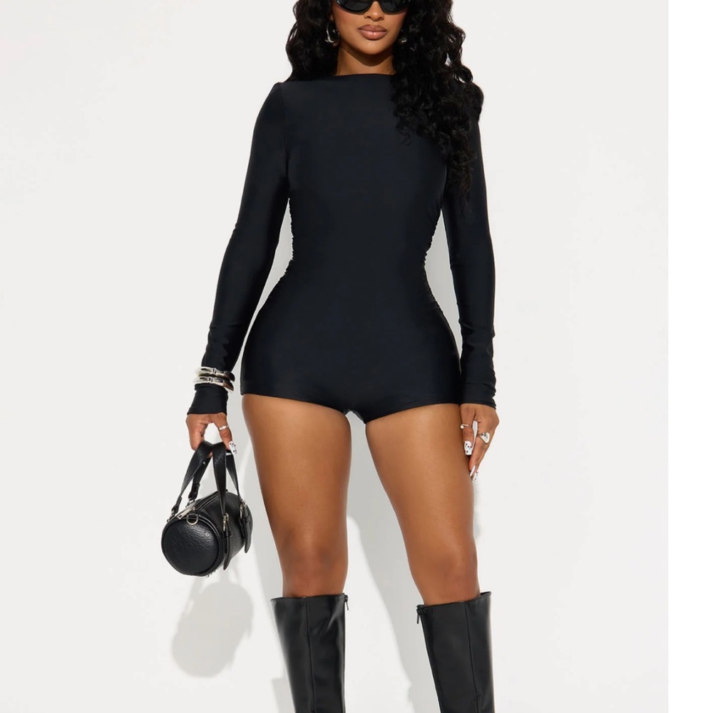 Fashion Nova Black Long Sleeve Bodysuit